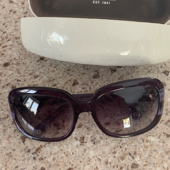 COPY - Coach sunglasses - Picture 3 of 3